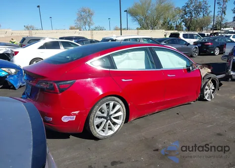 2018 Tesla Model 3 Long Range/Mid Range from USA, damaged, VIN 5YJ3E1EA7JF052671
